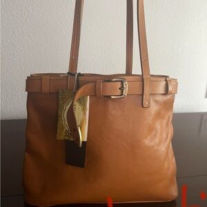 Cavalcanti Elegant Tan Leather Tote Bag